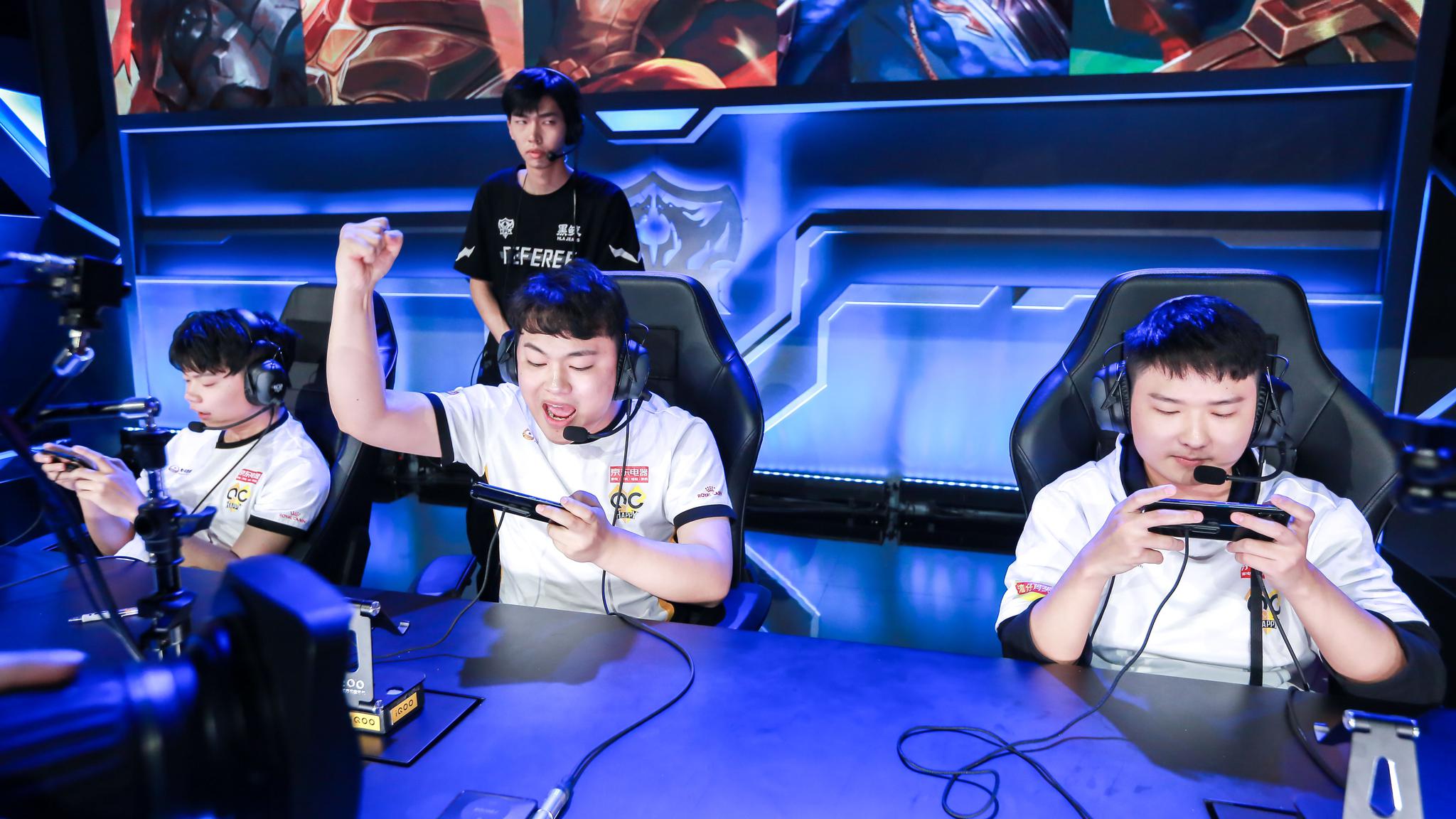 T1 的新阵容差点击败G2！ trent 成为了终极战士！ T1 1-2 G2